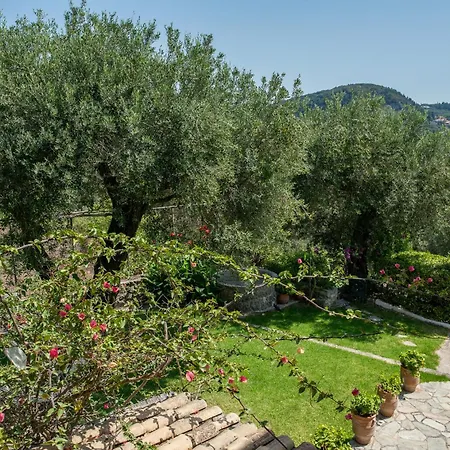 Stathis House By Corfu Solutions