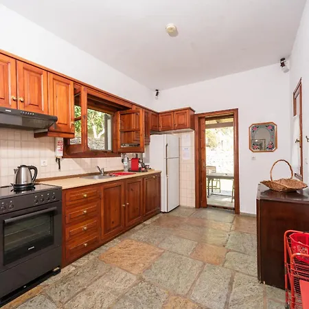 Vila Stathis House By Corfu Solutions *